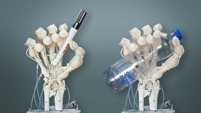 Roboter-Hand: Elastisches Material im 3D-Druck