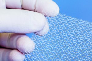 Biokompatible und smarte Fasern für die Medizin