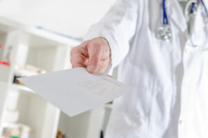 KI in der Medizin: Bald schreibt sie den Arztbrief