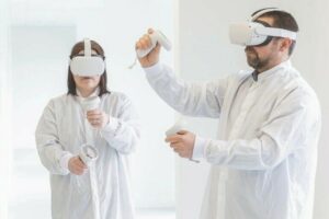 Mit VR-Schulungen lernen, Katheter zu fertigen